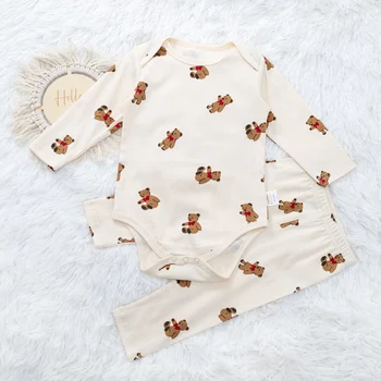 Пижамы для мальчиков и девочек Комплект одежды Детское мультяшное боди со штанами Хлопчатобумажная одежда для малышей в помещении, постельный комбинезон с принтом Медведя, Весенний костюм