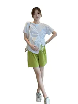 Летние шорты для беременных, костюмы в Корейском стиле, белые топы с короткими рукавами + зеленые брюки для живота, комплект одежды из двух предметов для беременных, комплекты одежды