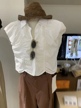 Южнокорейский Dongdaemun 2023 летний новый нишевый дизайн с лацканами, плиссированная рубашка без рукавов на пуговицах, топ, женская мода